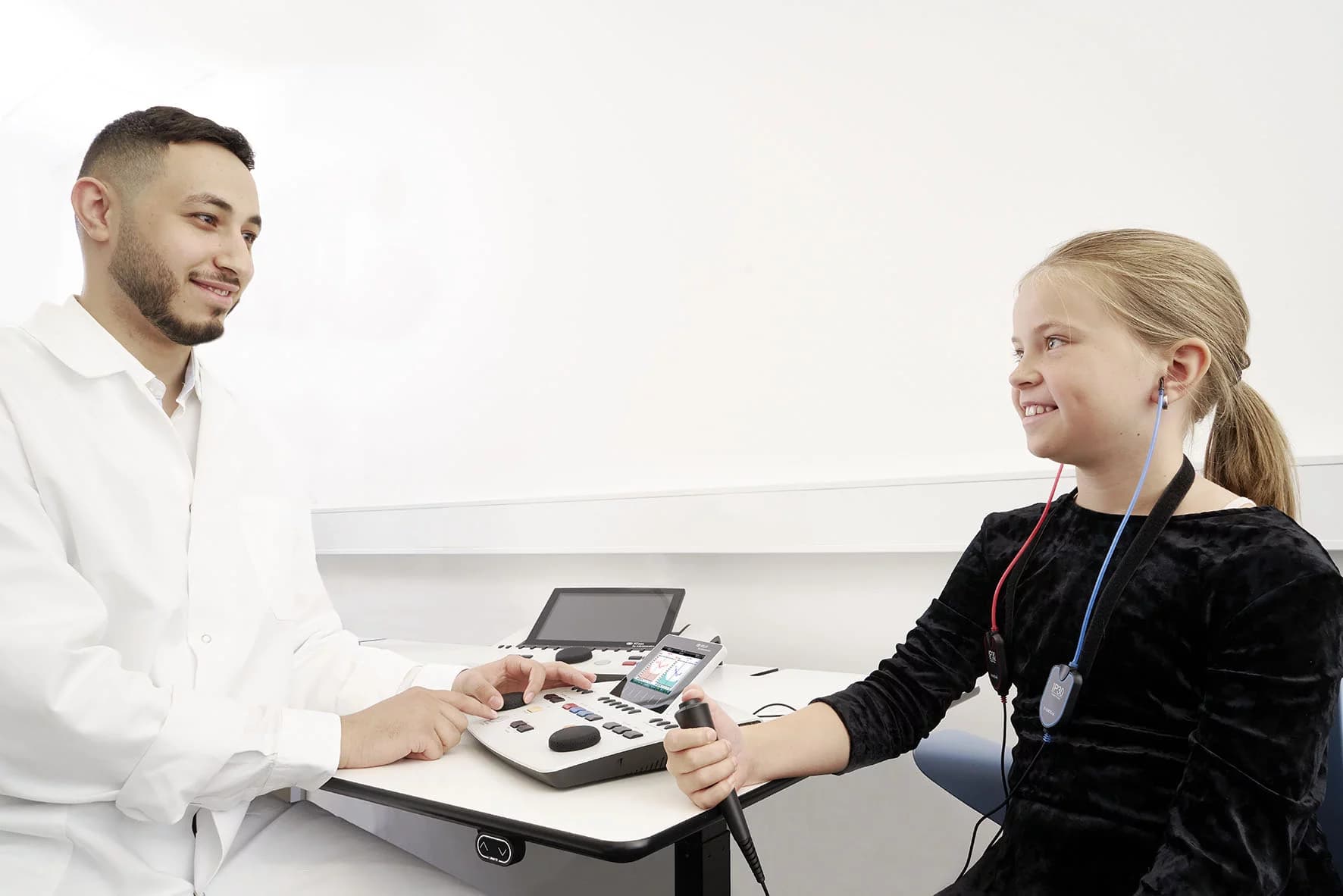 AD528_doctor_girl_2340_edited-4c33982c.webp