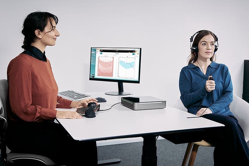 Equinox-Evo-audiometry-adult-patient-8c05eddb.jpeg