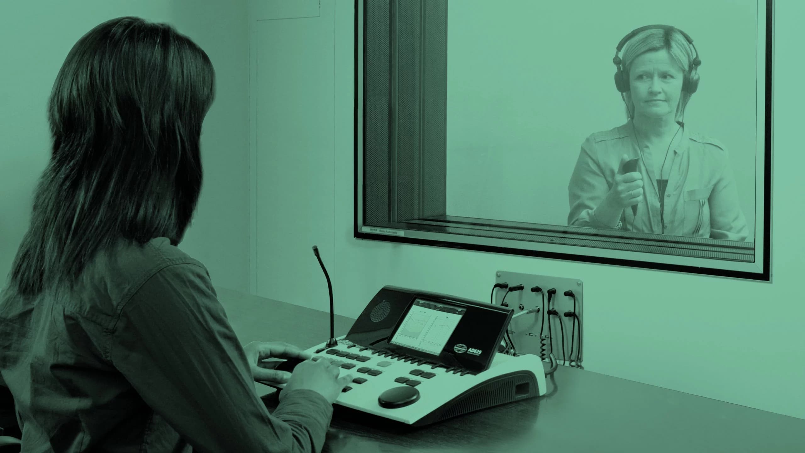 ad629-patient-soundbooth_green-23fa8542.webp