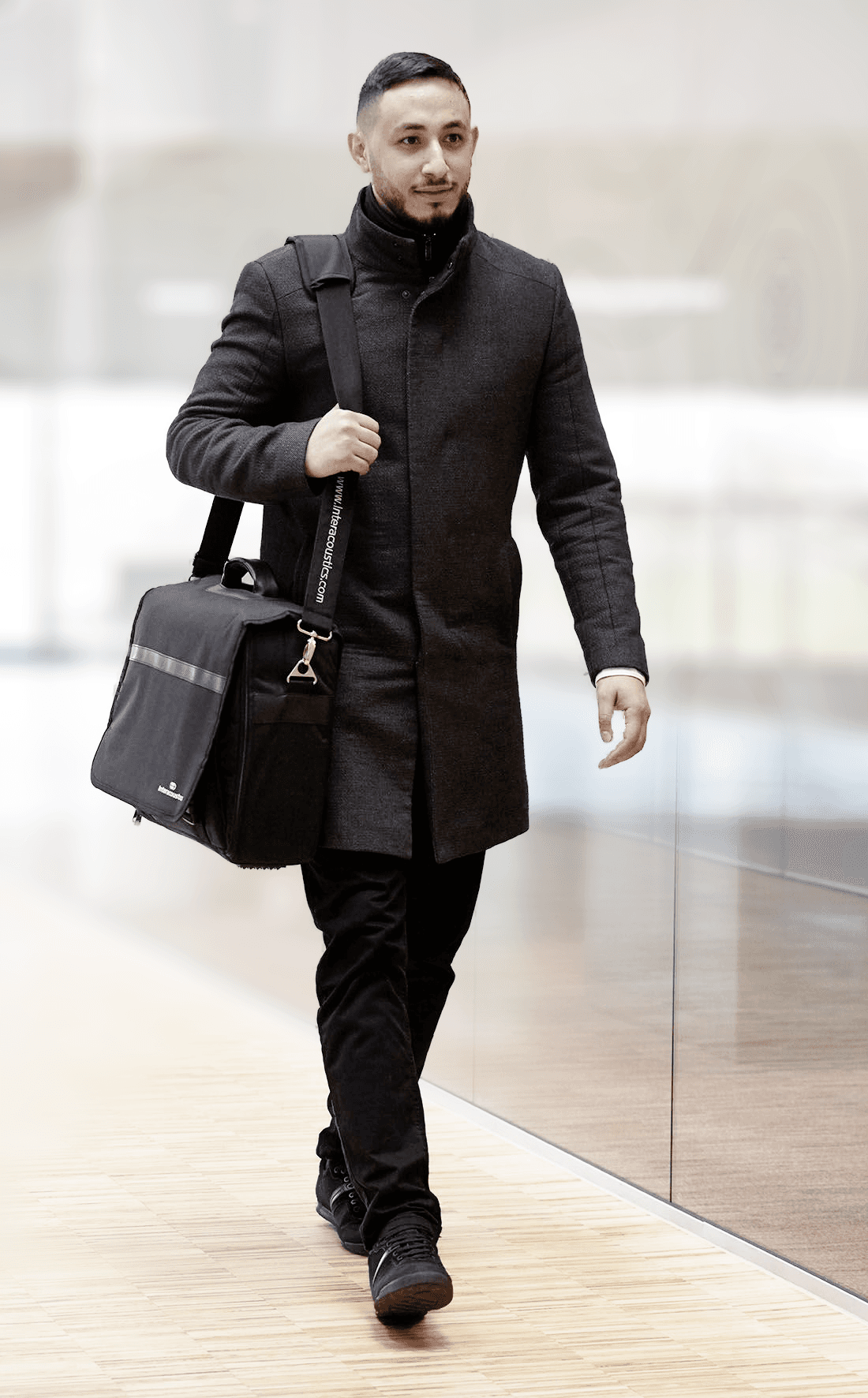 doctor_w-bag-cc78a039.png